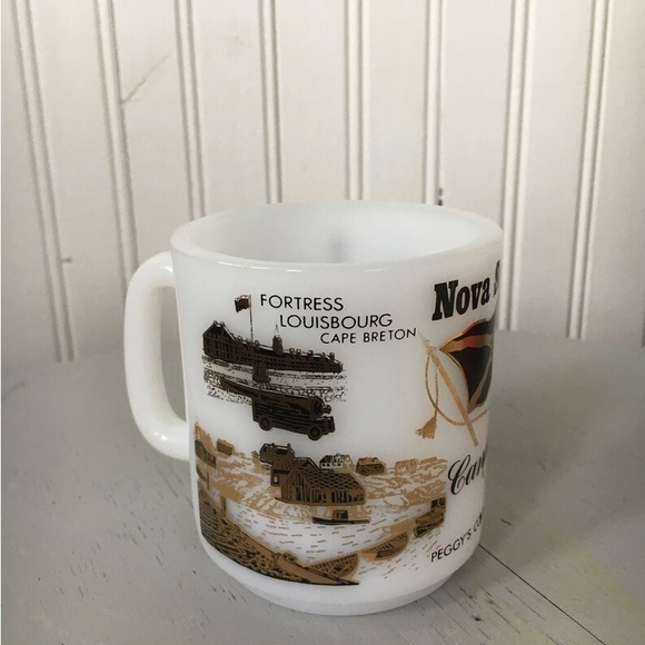 1960 Nova Scotia milk glass mug - Picture 2 of 3